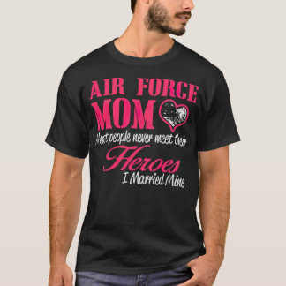 AIR FORCE MOM I Married horse riding horse racing T-shirt