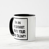 Air Guitariste Super Talent. Mug à café à deux ton (Devant gauche)