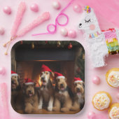 Airedale bij de open haard Kerstmis Papieren Bordje (Feest)