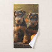 Airedale Chiot Automne Citrouille délice (Serviette à main)