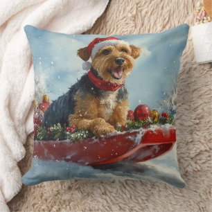 Airedale-hond in slee laat het sneeuwen Kerstmis Kussen
