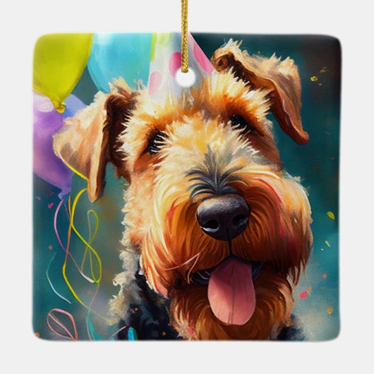 Airedale hond met verjaardagscadeau en pet keramisch ornament (Achterkant)