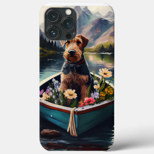 Airedale-hond op een peddel: een landschappelijk a iPhone 13 pro max hoesje