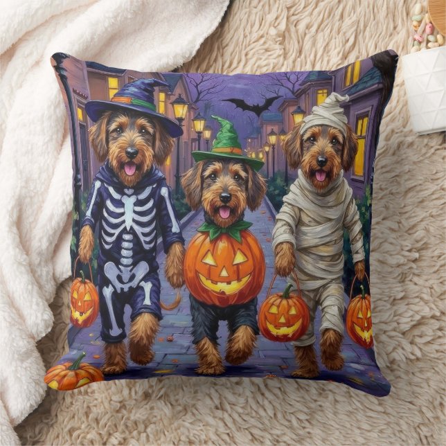 Airedale Terrier Dogs Trick-or-Treating Halloween Kussen (Deken)