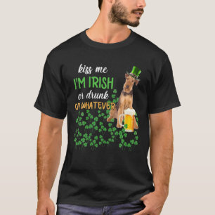 Airedale Terrier weet dat ik Iers of Drink ben of T-shirt