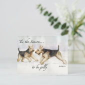 Airedale Tis the Seson art carte postale (Debout devant)