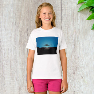 Airplane Landing Silhouette bij nacht T-shirt