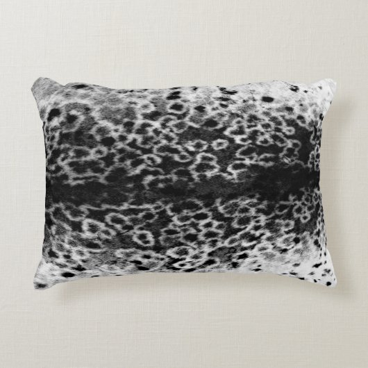 Akiñ: Pillow with Natchiq Print Accent Kussen (Voorkant)