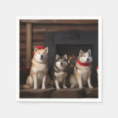 Akita bij de open haard Kerstmis Servet (Voorkant)