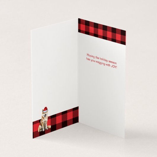 Akita Kersthond met Holiday Buffalo Plaid Kaart (Binnen)