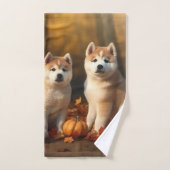 Akita Puppy Citrouille d'automne (Serviette à main)