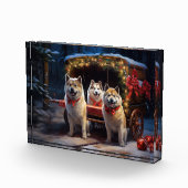 Akita Snowy Sleigh Ride Kerstdecoratie Fotoblokken (Rechts)