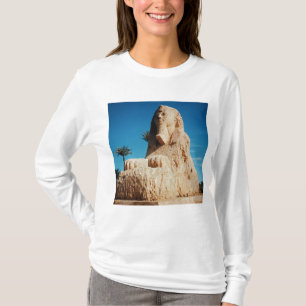 Alabaster Sphinx, Nieuw Koninkrijk T-shirt