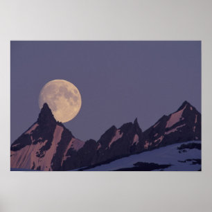 Alaska, Chugach Mountains Volle maan komt op Poster