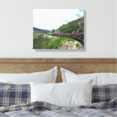 Alaska Mountains Train Canvas Afdruk (Insitu (Slaapkamer))