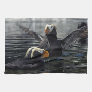 Alaska Tufted puffins Theedoek