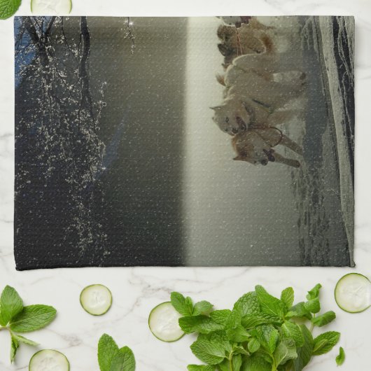 Alaskan Husky Dog Sled Race Theedoek (Gevouwen)