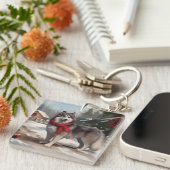 Alaskan Malamute Hond in Sneeuw Kerstmis Sleutelhanger (Voorkant Rechts)