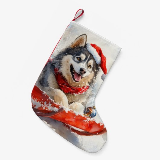 Alaskan Malamute in Sledge Laat het Sneeuw Kerstmi Kleine Kerstsok (Voorkant (Hangend))