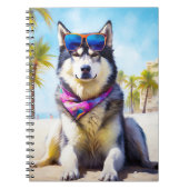 Alaskan Malamute op Beach, zomercadeau Notitieboek (Voorkant)