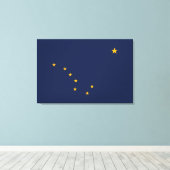 Alaska's vlag ingepakt canvas afdruk (Insitu (Houten vloer))