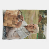 Albert Edelfelt - Oude vrouw met een plint mandje Theedoek (Horizontaal)