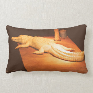 Albino Alligator Pillow Kussen