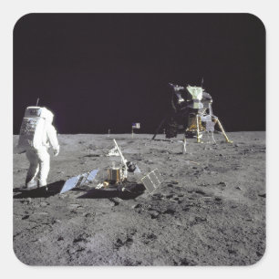 Aldrin kijkt terug op Tranquility Base Vierkante Sticker