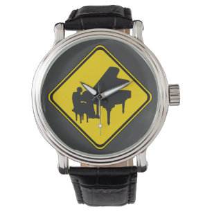 Alert: Piano Player Ahead. Horloge