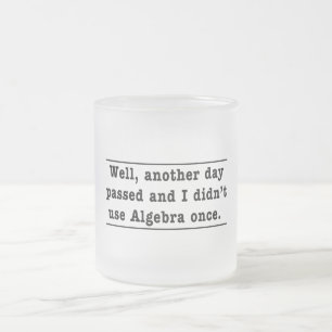 Algebra gebruiken matglas koffiemok