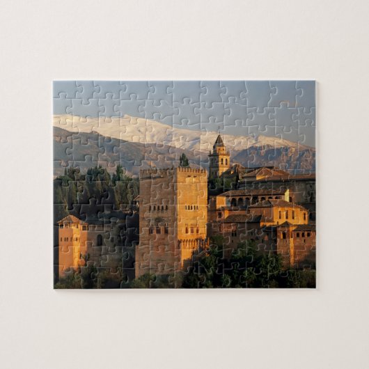 Alhambra; Granada; Andaslusie, Spanje, Sierra Legpuzzel (Horizontaal)