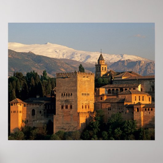 Alhambra; Granada; Andaslusie, Spanje, Sierra Poster (Voorkant)