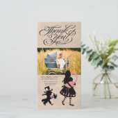 Alice dans le carte photo de bébé de Merci du pays (Debout devant)