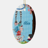 Alice en ornement d'ovale du pays des merveilles (Droite)