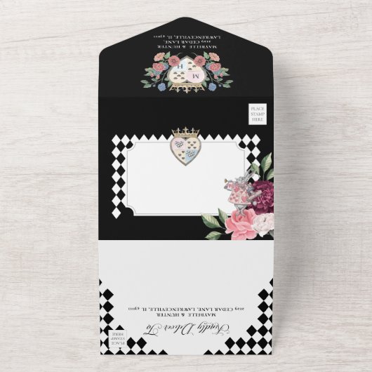 Alice in Wonderland Black Checkerboard All In One Uitnodiging (Buitenkant)