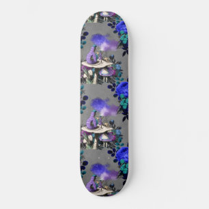 Alice in Wonderland Caterpijler Roking Flowers Skateboard