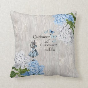 Alice in Wonderland Curiouser Floral Sierkussen