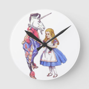 Alice in Wonderland en Unicorn Clock Ronde Klok