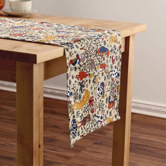 Alice in Wonderland Short Table Runner Korte Tafelloper (Voorbeeld)