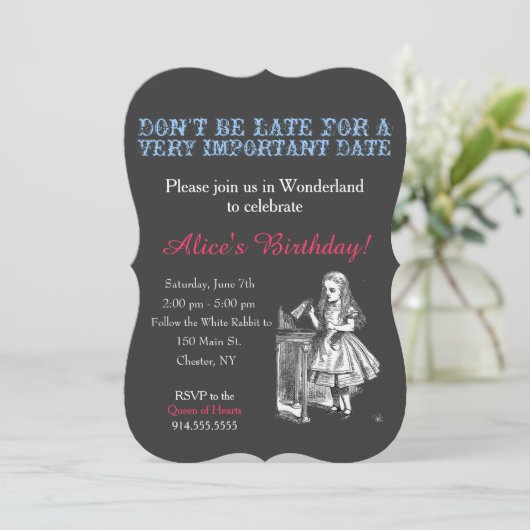Alice in Wonderland verjaardagsfeestje, aangepast Kaart (Staand voorkant)