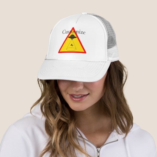 Alien Abduction UFO Thunder_Cove Trucker Pet (In situ)