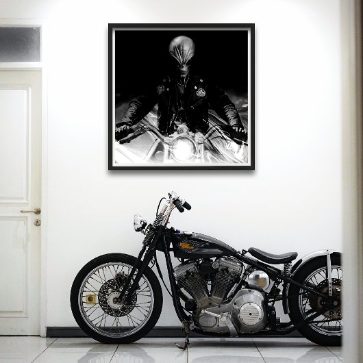 Alien Biker (Black & White versie) Poster