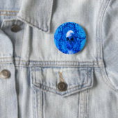 Alien blauwe schedel ronde button 5,7 cm (In situ)