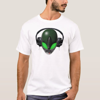 Alien DJ Music Lover - Reptile Green T-shirt