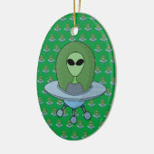 Alien in zijn kleine ruimteschip keramisch ornament (Links)