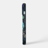 Alien Sorcerer   iPhone 15 Hoesje (Linkerkant)