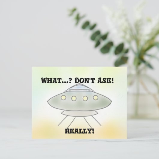Alien Spaceship Briefkaart (Staand voorkant)