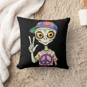 Alien toont het Vredesteken 1 Kussen