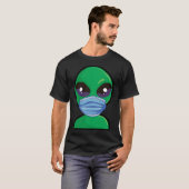 Alien Wearing Face Mask T-shirt (Voorkant volledig)