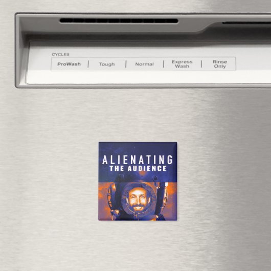 Alienating the Aupublic Fridge Magnet (In Situ (Lave-vaisselle))